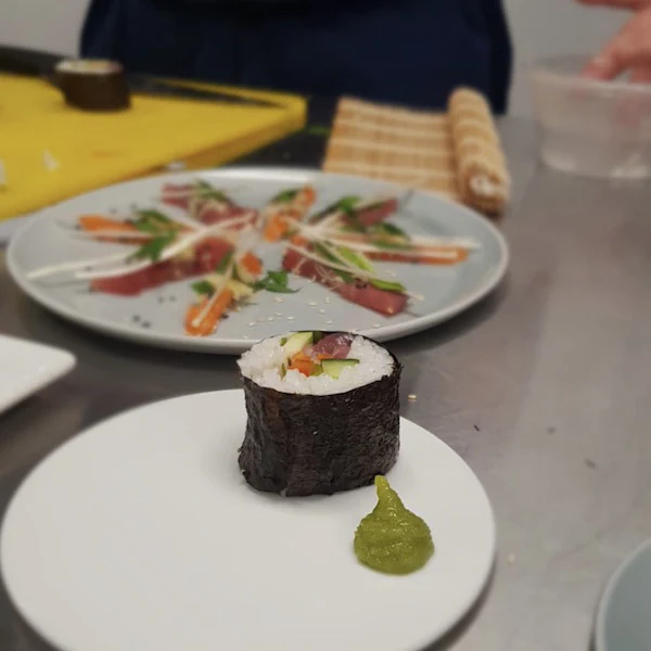 Sushi - Image 4